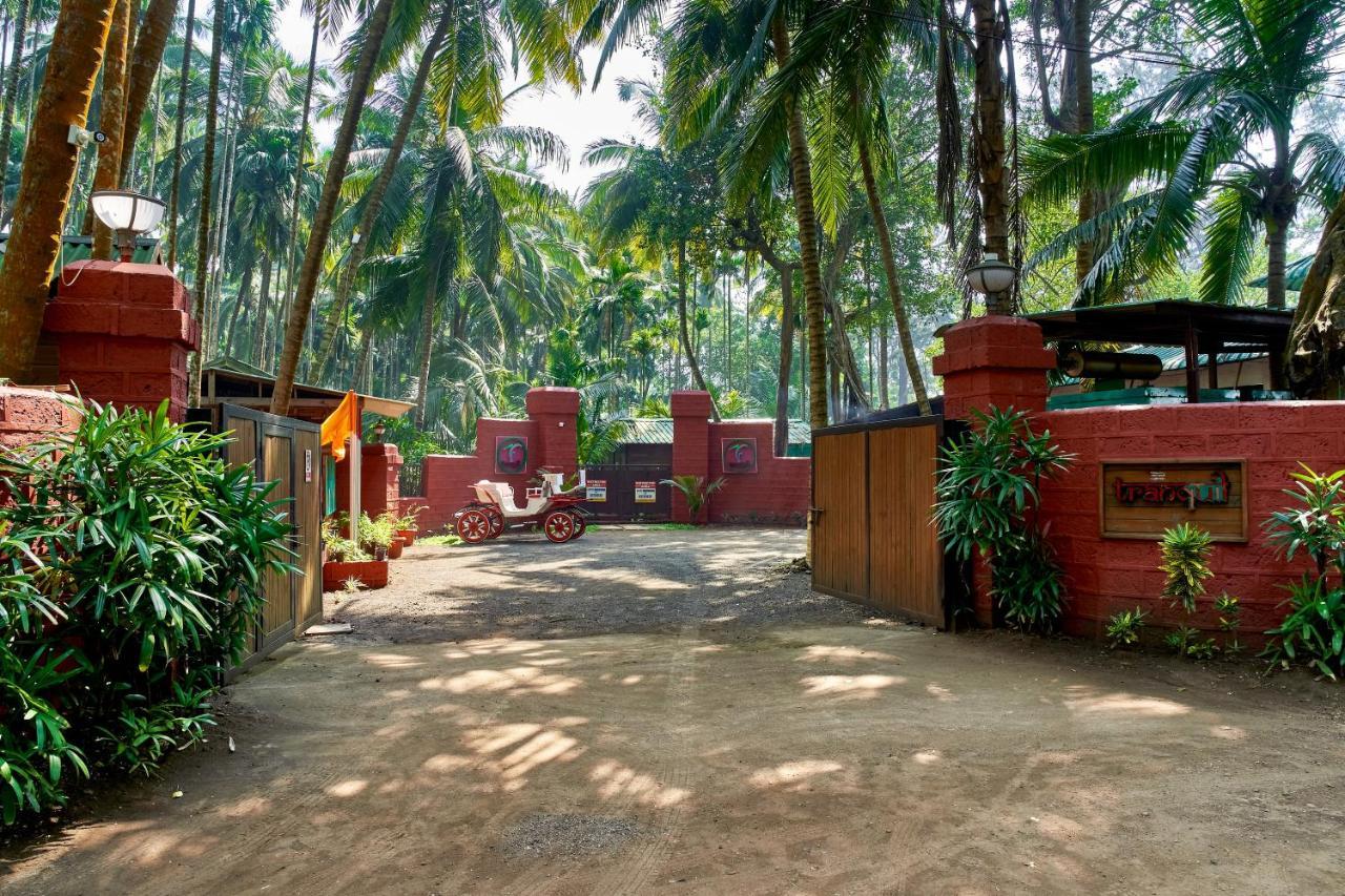 Tranquil Beach Resort Harihareshwar Buitenkant foto